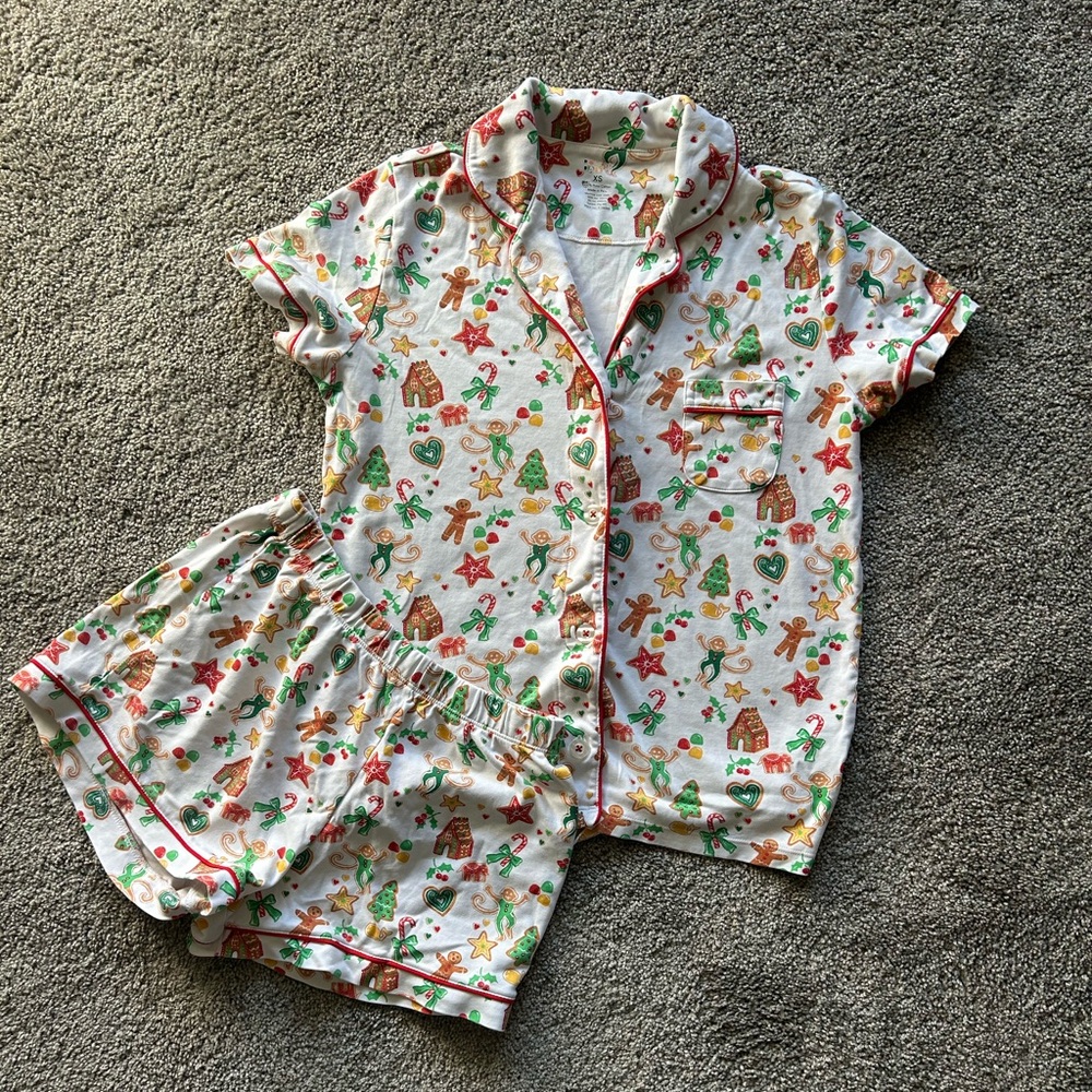 Roller Rabbit Gingerbread Party Pj Set
